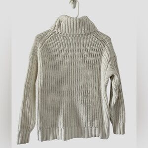 Hollister White Turtleneck Knit Sweater Size XS